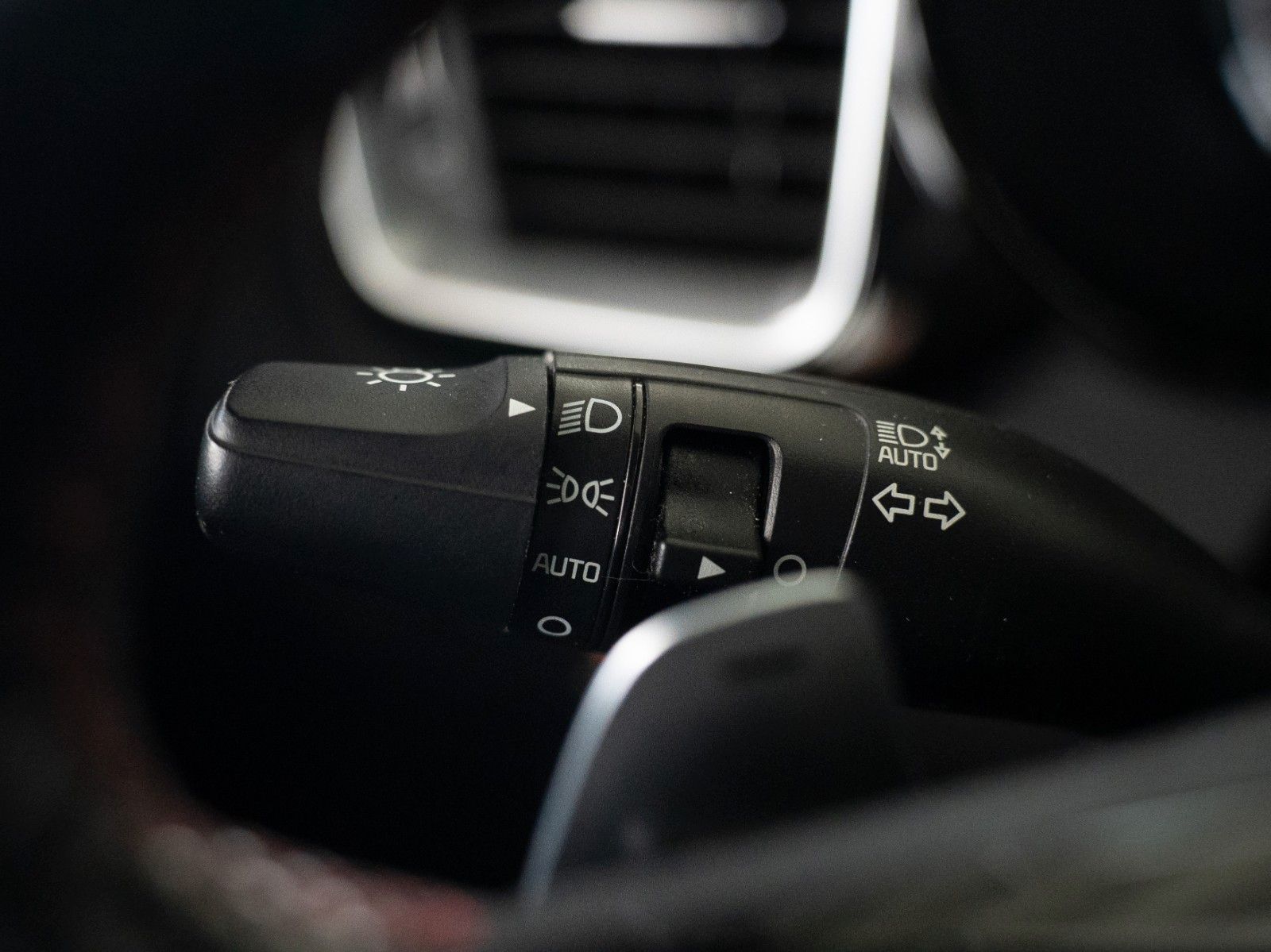 Fahrzeugabbildung Kia ProCeed GT AUTOM./PANO/SITZHZG./NAVI/LENKRADHZG.