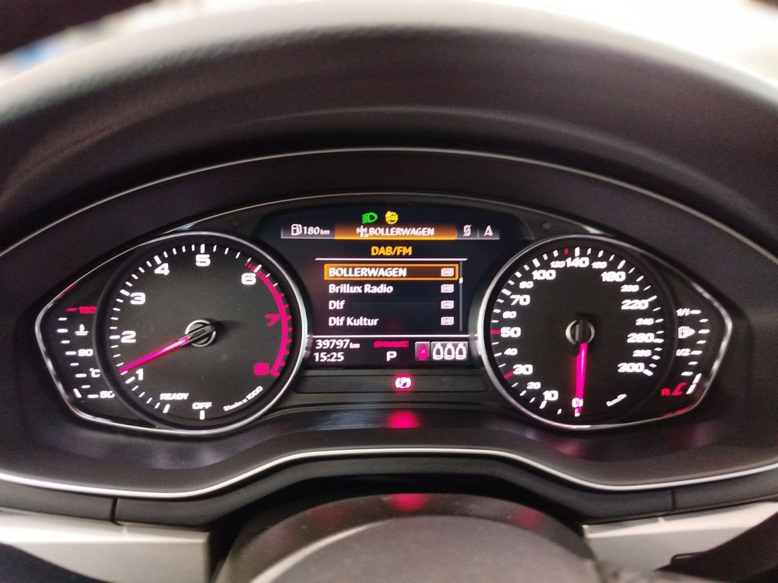 Audi A4 - Bild 8
