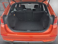 Fahrzeugabbildung X1 sDrive 18 i