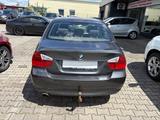 BMW 320 3 Limousine 320i - BMW 320 aus 2007: 320i