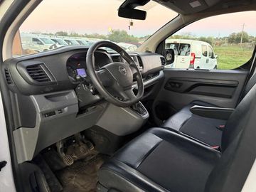 Opel Vivaro - 8