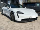 Porsche Taycan Turbo S *Approved Garantie* - Porsche: Turbo