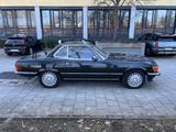 Mercedes-Benz SL 300 Klima Kindersitze DEUTSCH Erstlack - Mercedes-Benz SL aus dem Jahr 1989