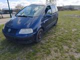Volkswagen Vw sharan 1.9 tdi Klima Sitzheizung ahk - gebrauchte VW Sharan aus dem Jahr 2001