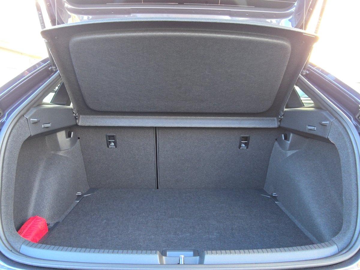 Volkswagen Taigo 1.0 TSI R-Line MATRIX+APP+DAB+AHK+VIRT+ACC, миниатюра 7