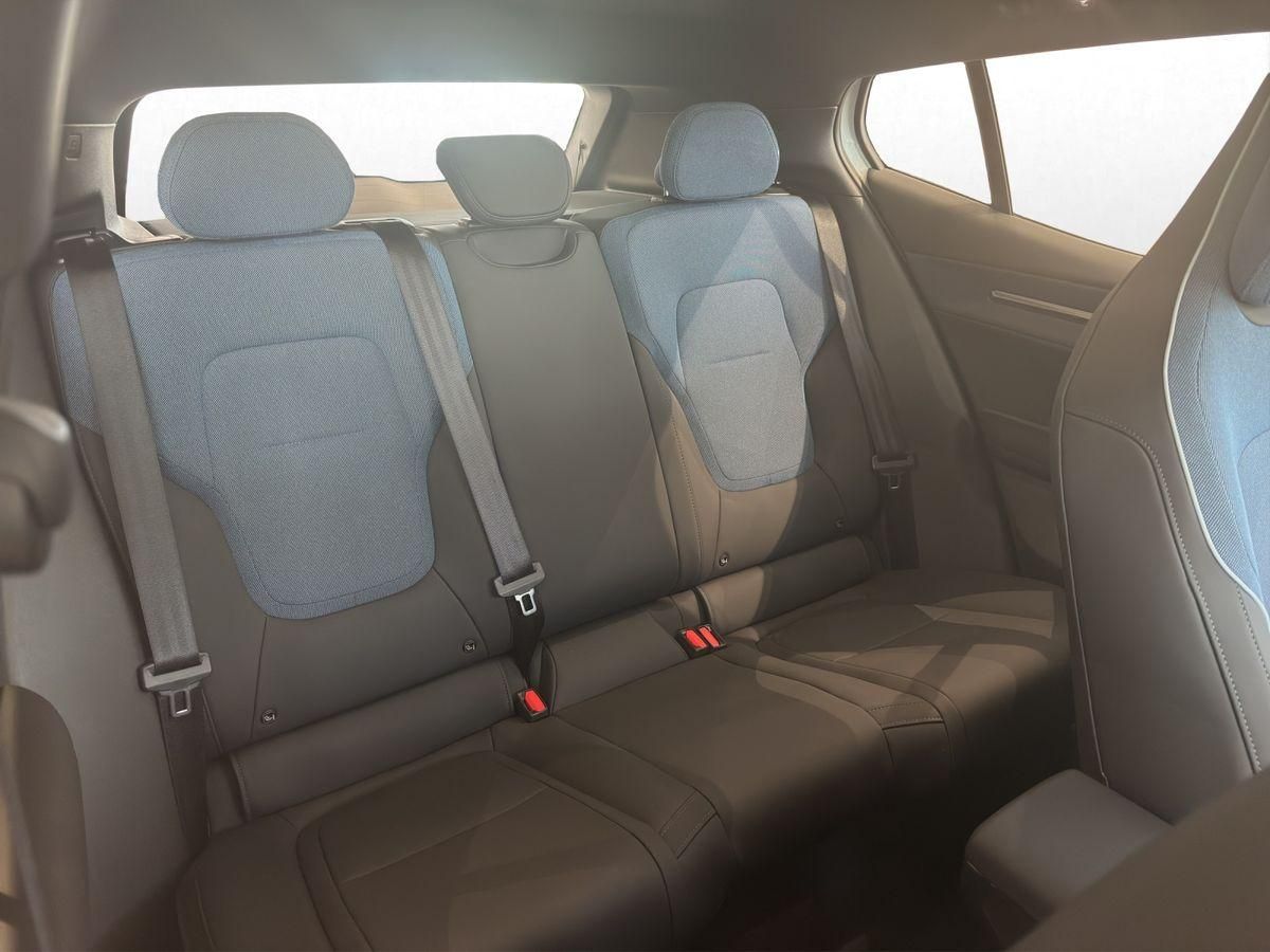 Volvo EX30 - Bild 17