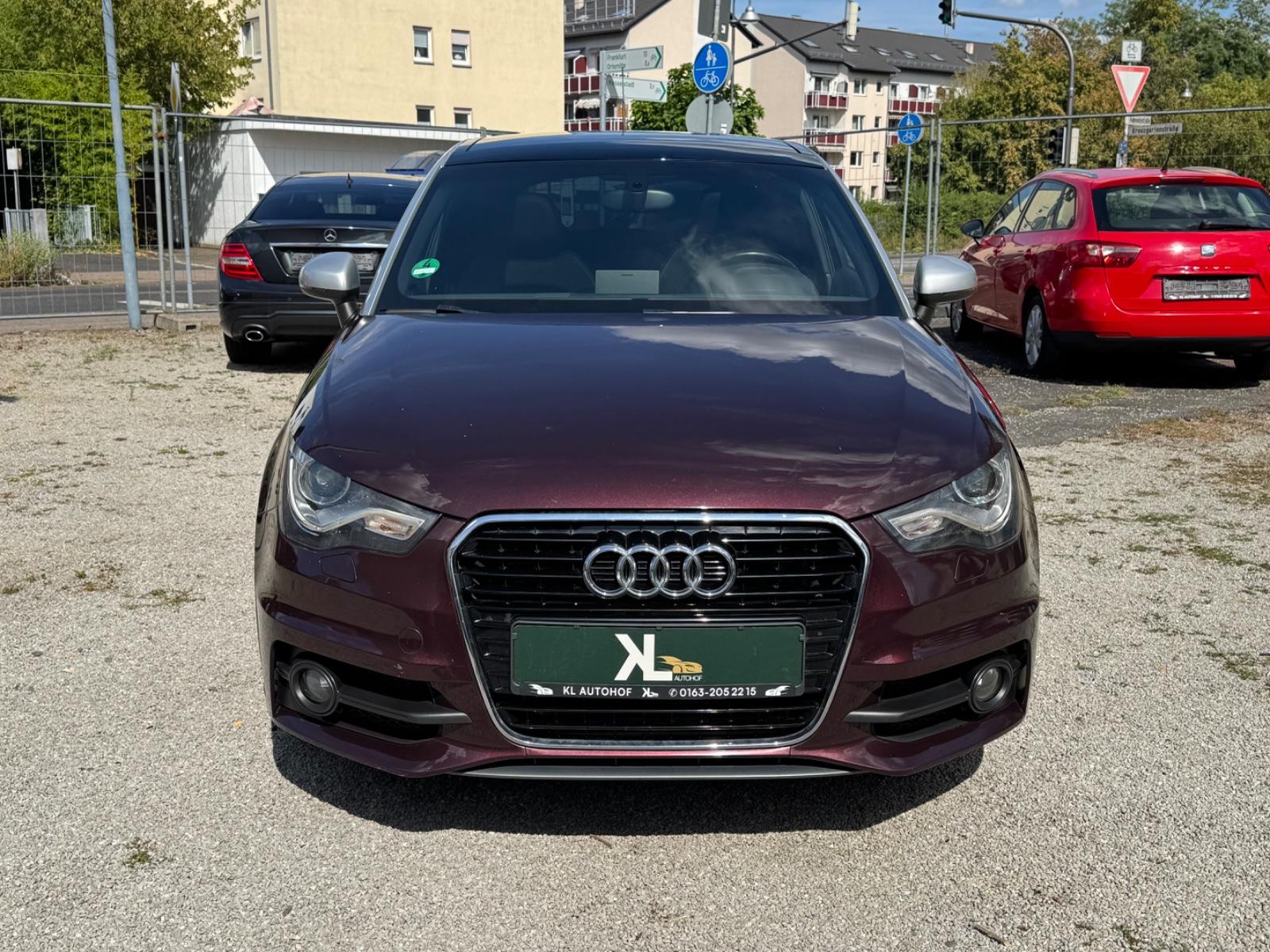 Audi A1 Sline /NAVI/SHZ/AUTOMATIK/PANO/BOZE