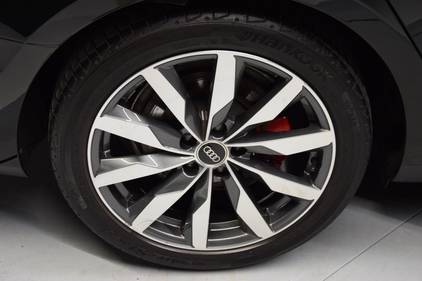 Fahrzeugabbildung Audi A4 Avant 40 TDI S line MATRIX 3-Zonen ACC