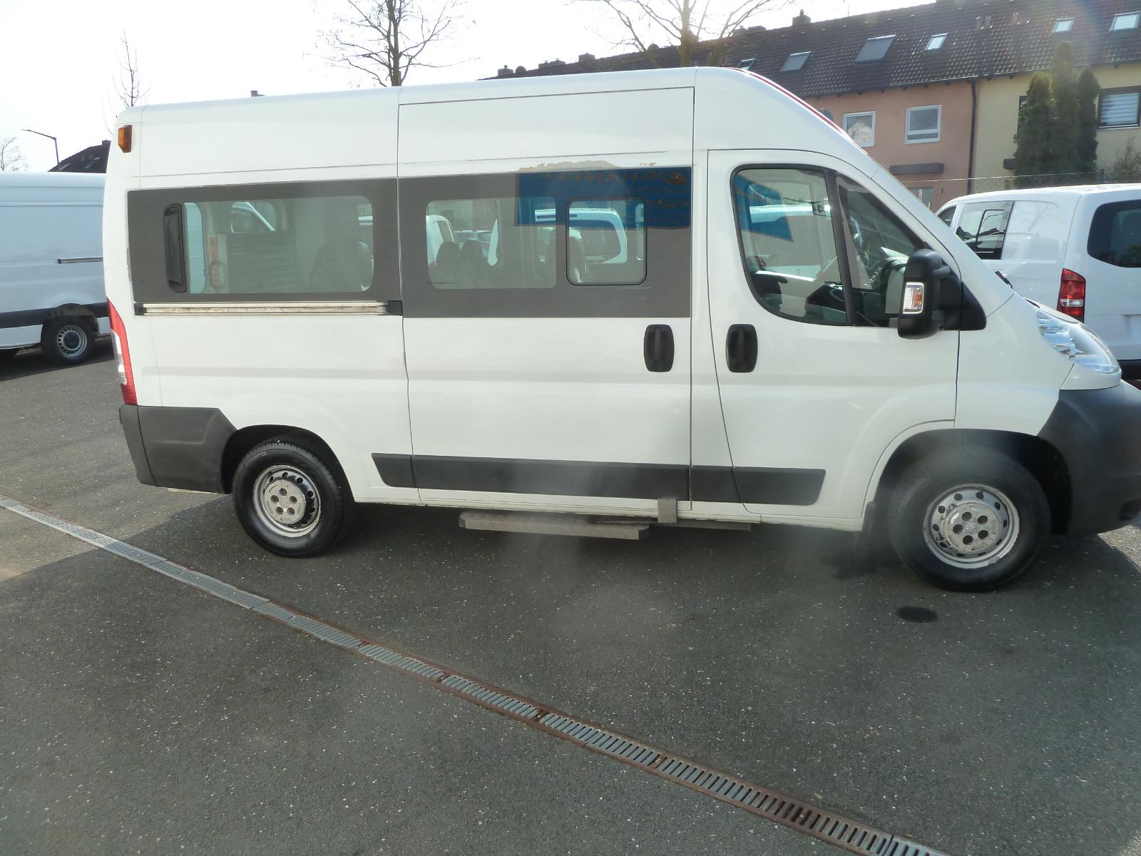 Peugeot Boxer 2,2 HDi lang/hoch 9-SITZERBUS