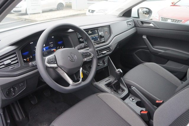 Fahrzeugabbildung Volkswagen Taigo TSI LED AHK AID GRA PDC SH