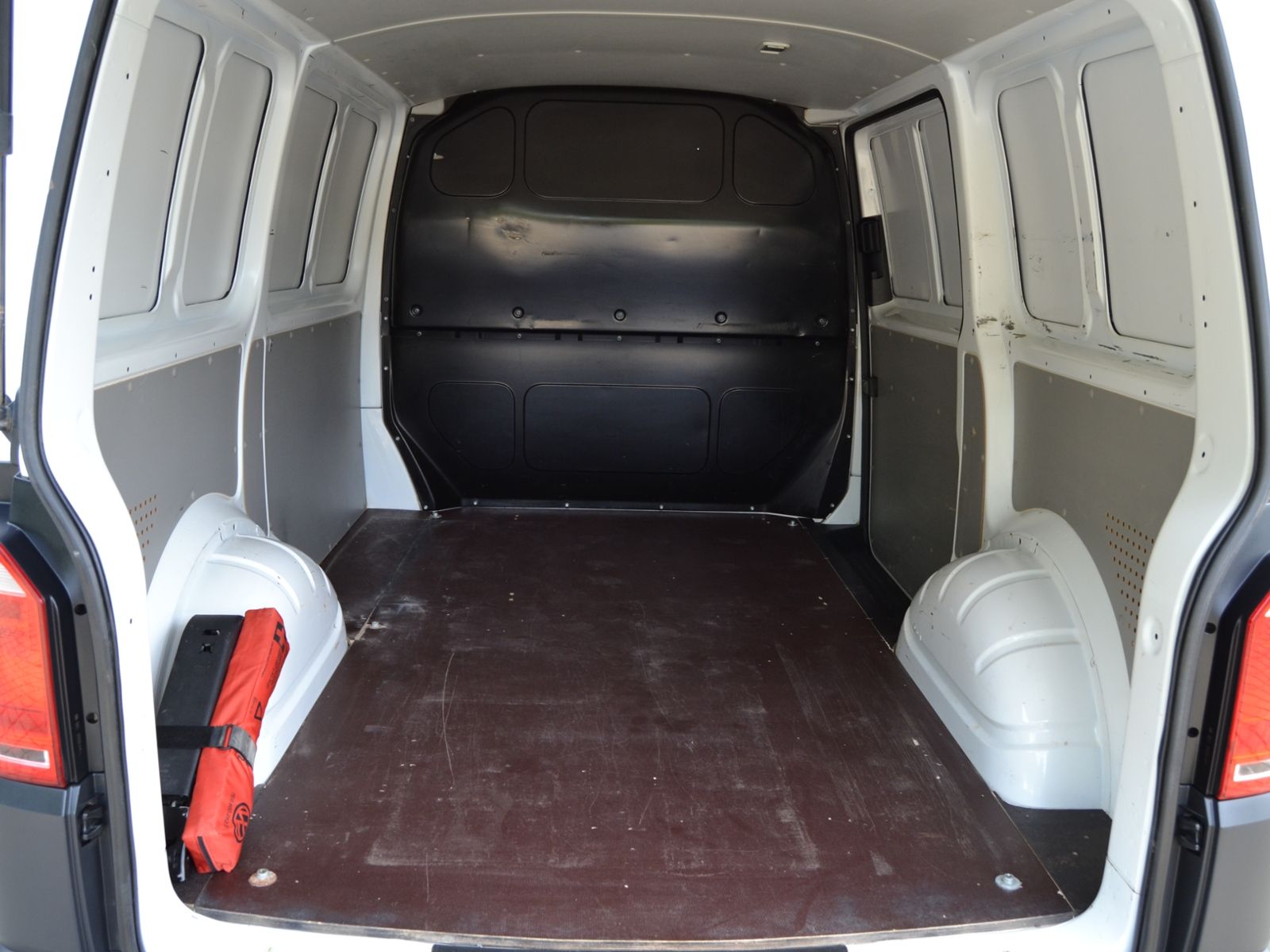T6 Transporter Kasten 2.0 TDI 150 PS KOMFORT-PLU