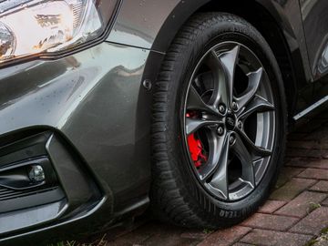 Ford Focus Turnier 1.0 ST-Line Stauassistent Kamera