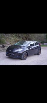 Ford Fiesta JA8, Kleinwagen - Ford Fiesta JA8 mit Benzin-Antrieb