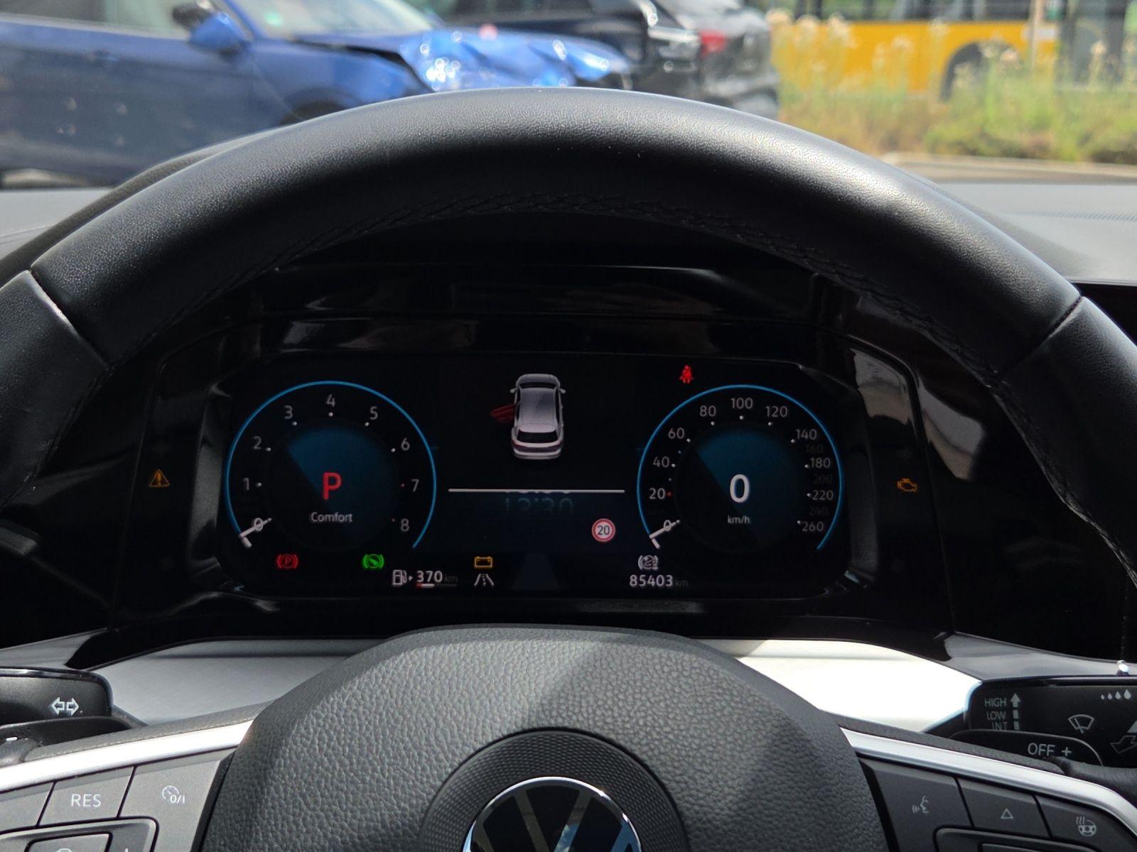 Volkswagen Golf VIII 1.5 eTSI Life DSG *Navi*Pano*DCC*IQ-Li, миниатюра 10