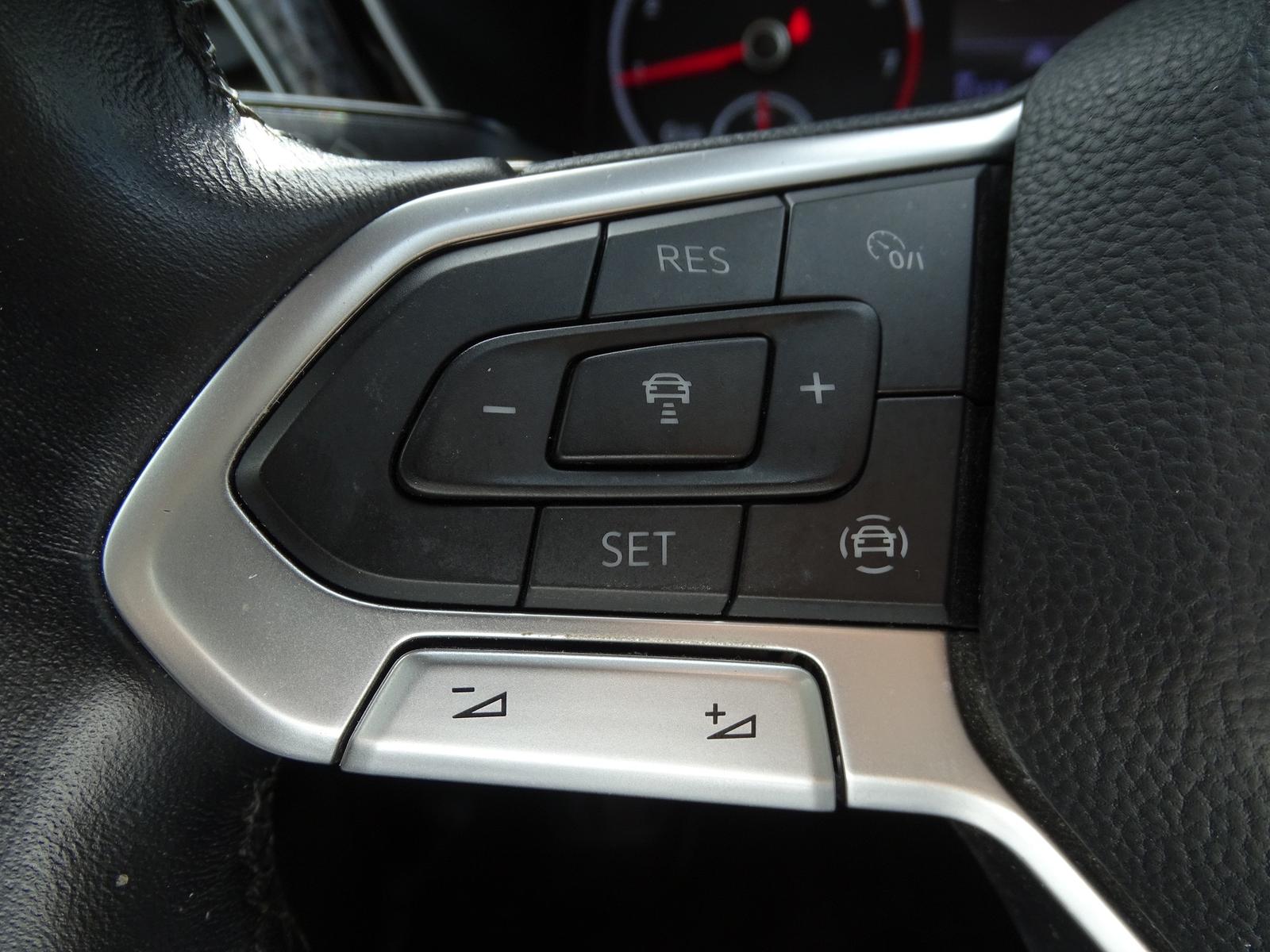 Volkswagen T-Cross 1.5 TSI R-Line LED ACC Klimaaut. PDC, миниатюра 17