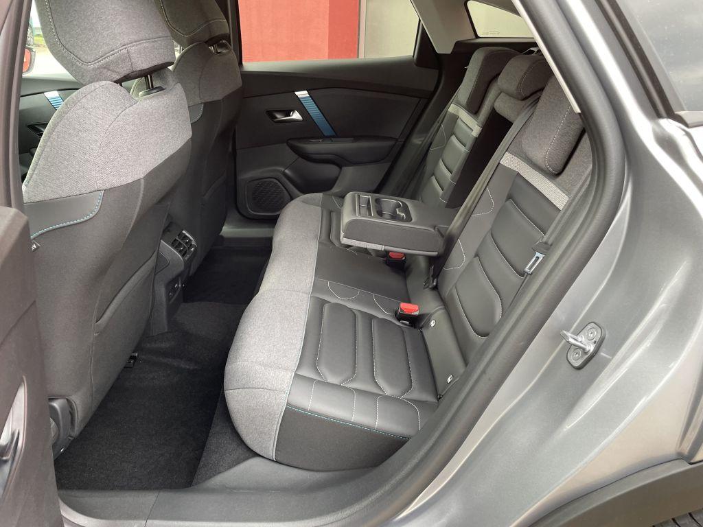 Citroën e-C4 Elektro 136 Shine + Kälte-Paket !