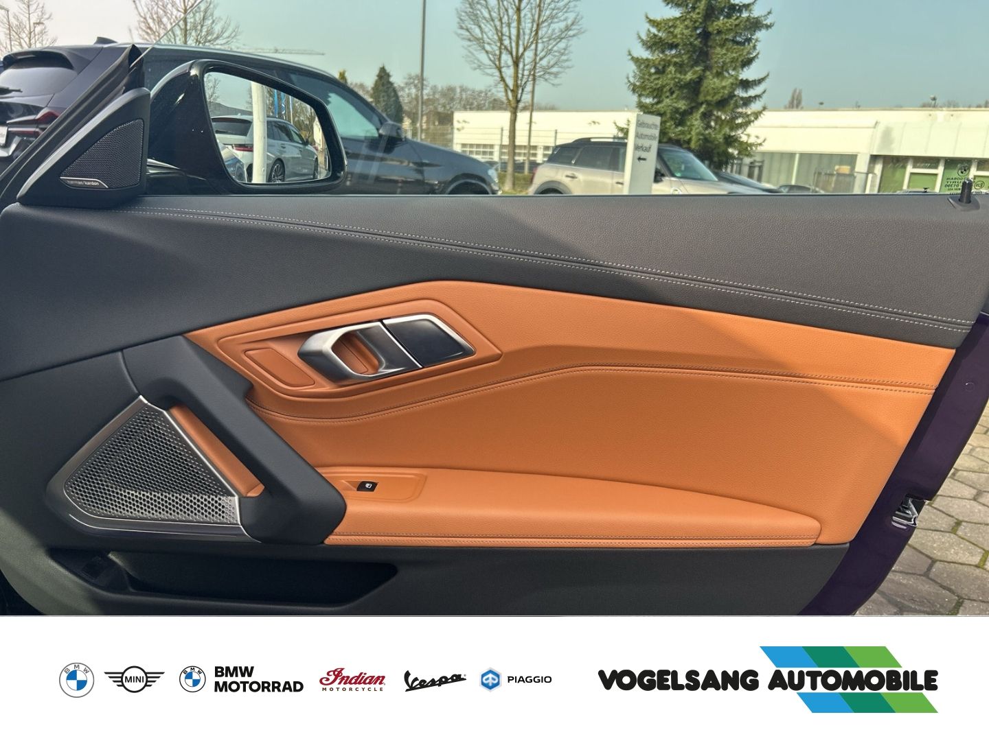 Fahrzeugabbildung BMW Z4 M40i Head-Up Kamera adaptives Fahrwerk Navi g