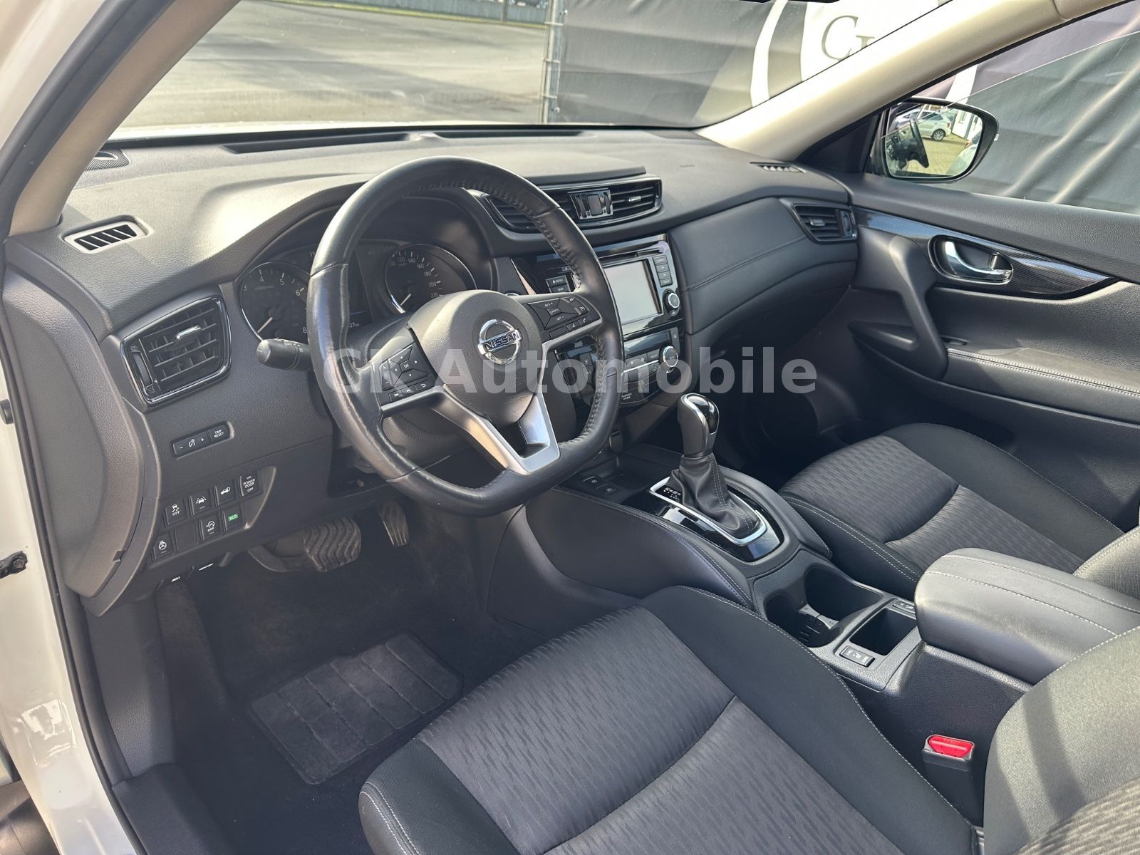 Fahrzeugabbildung Nissan X-Trail N-Design 1.3 DIG-T/Navi/Pano/LED/360°Kam