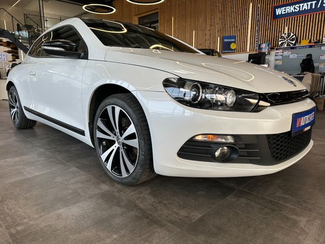 Volkswagen Scirocco *PANORAMA*NAVI*PDC*KLIMA*2-ZONEN*