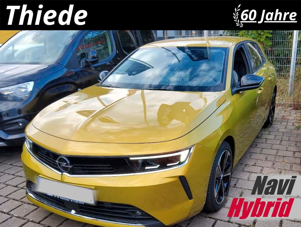 Opel Astra — hlavná fotografia