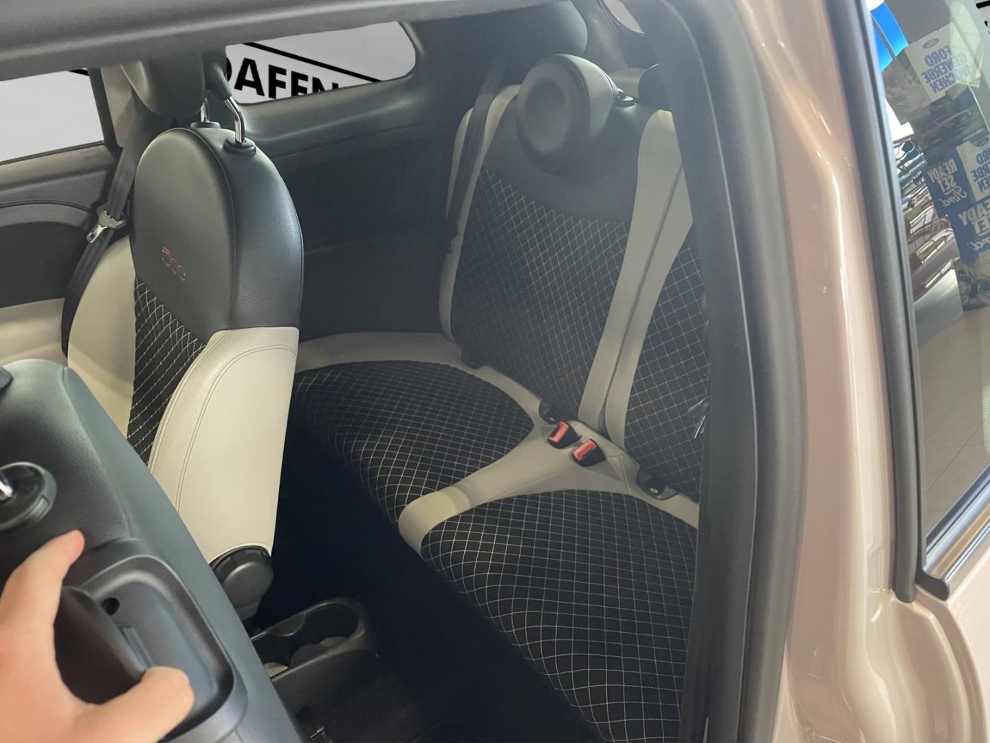 Fahrzeugabbildung Fiat 500 Star Faltdach PDC Tempomat Klima Allwetter