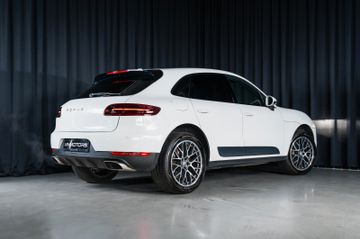 Porsche Macan - 4