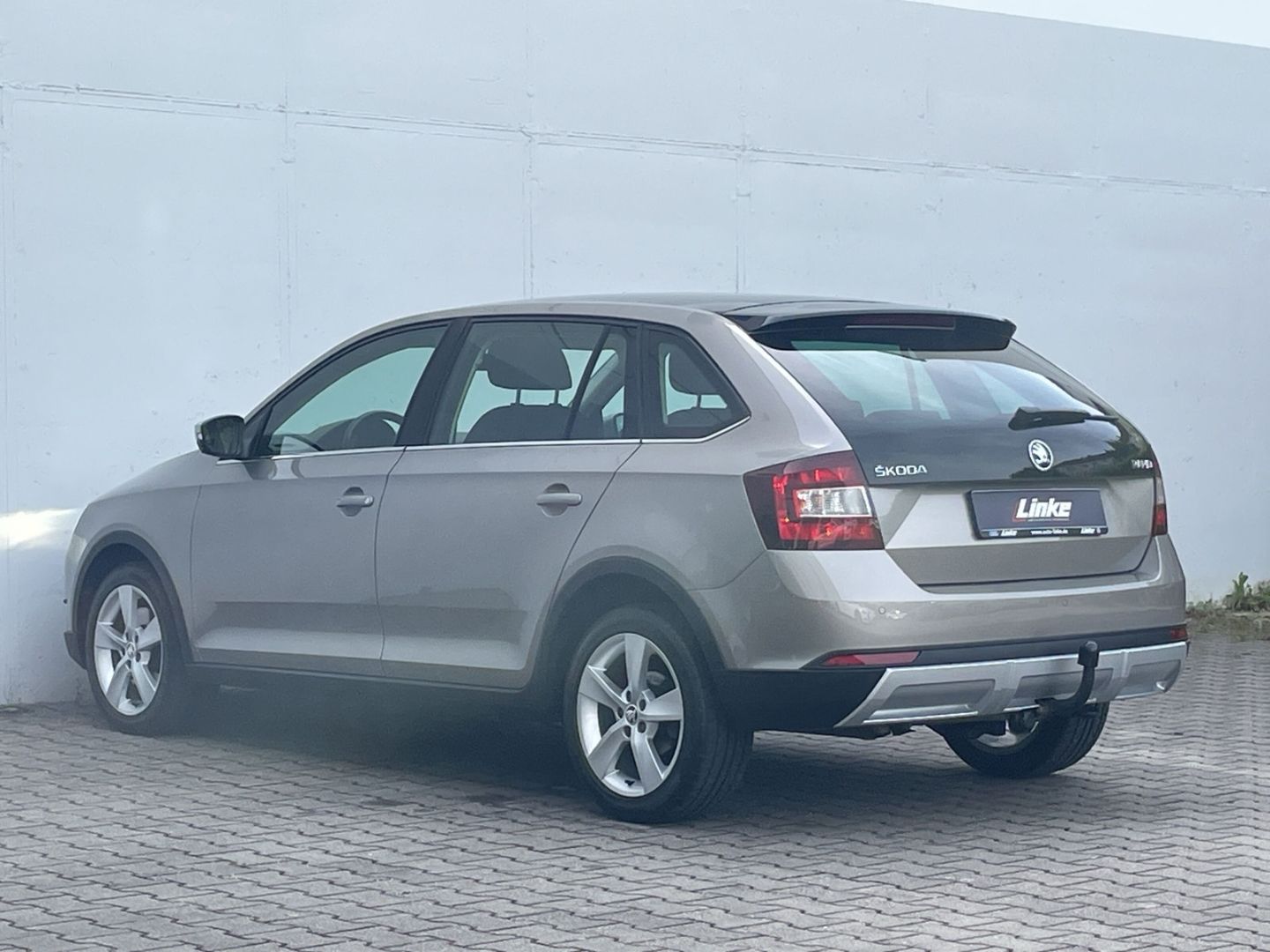 Rapid Spaceback 1.4 TSI DSG Ambition AHK/Pano/Xe