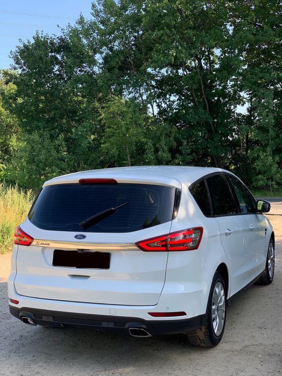 Image of Ford S-Max