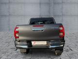 Toyota Hilux 2.8 D 4x4 Executive Allrad - Toyota Hilux mit Diesel-Antrieb: Leder