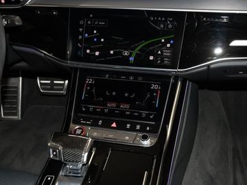 2024 AUDI S8 — миниатюра 14