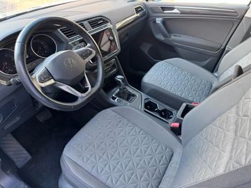 Volkswagen Tiguan - 8