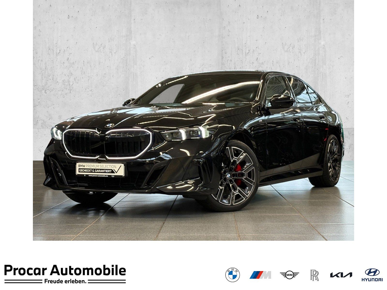 BMW 520d xDrive M Sport Pro DA Prof PA+ Pano B/W 20"
