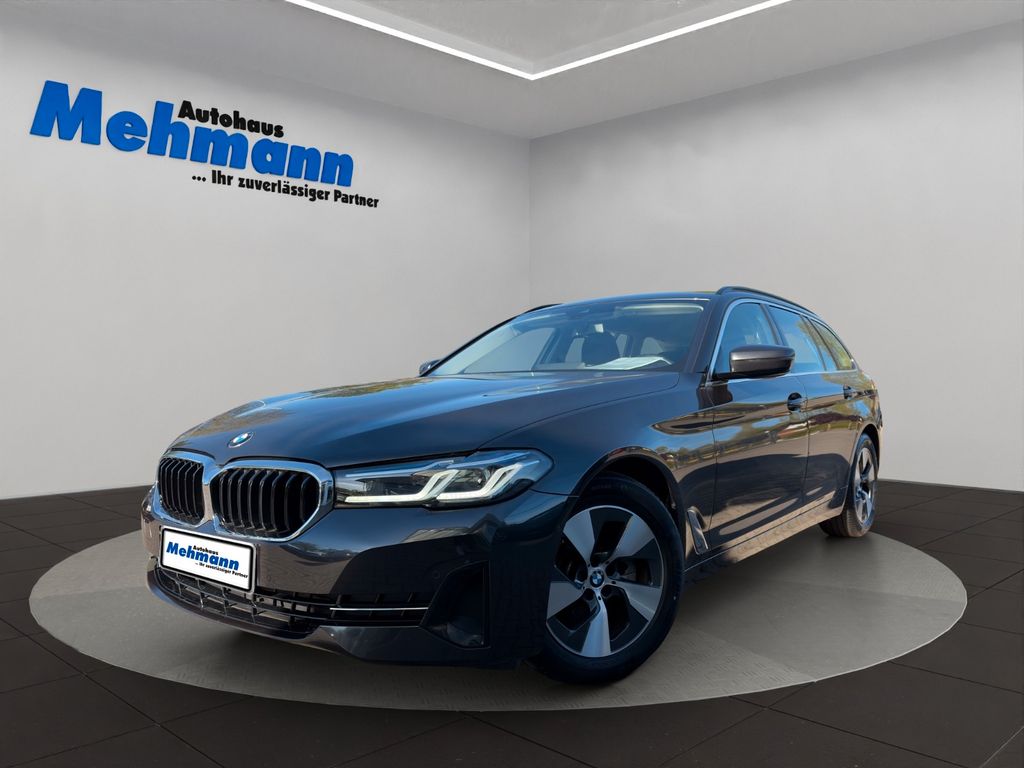 2021 BMW 520