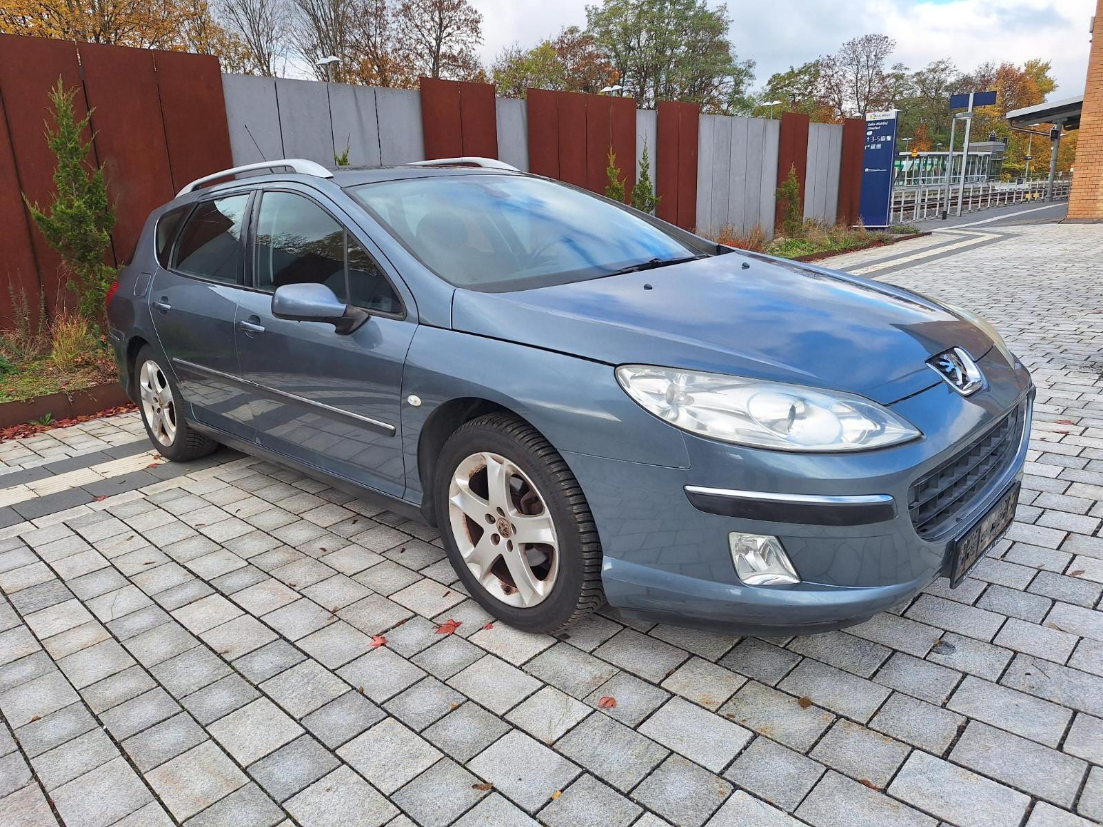 Peugeot 407 2004 — вигляд ззаду