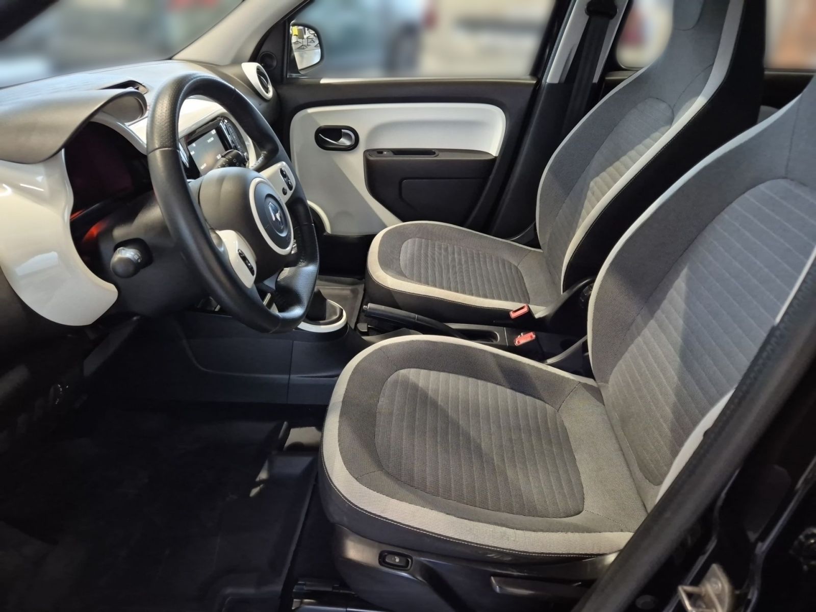 Fahrzeugabbildung Renault Twingo Limited 1.0 SCE 65