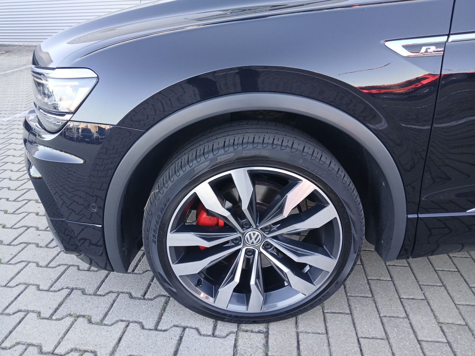 Fahrzeugabbildung Volkswagen Tiguan Allspace TDI Highline DSG 4M R-Line LED A