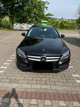 Mercedes-Benz 220