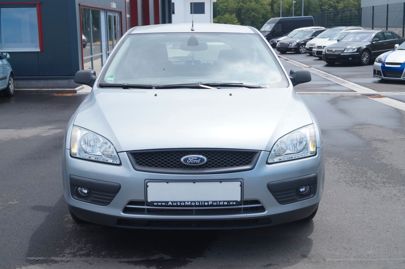 Fahrzeugabbildung Ford Focus Lim. Trend