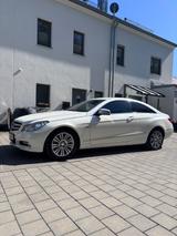 Mercedes-Benz E 350 Coupé E 350 CDI BlueEFFICIENCY ELEGANC... - Mercedes-Benz E 350 Gebrauchtwagen in Nürnberg