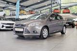 Ford Focus Lim. 1.6 Trend *PDC*Navi* - Ford Focus aus 2011: 1.6