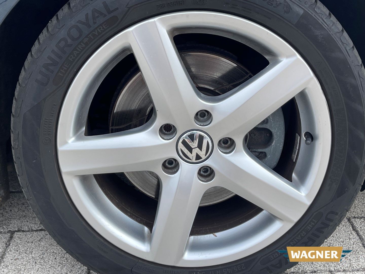 Fahrzeugabbildung Volkswagen Passat Variant Highline Lederausstattung