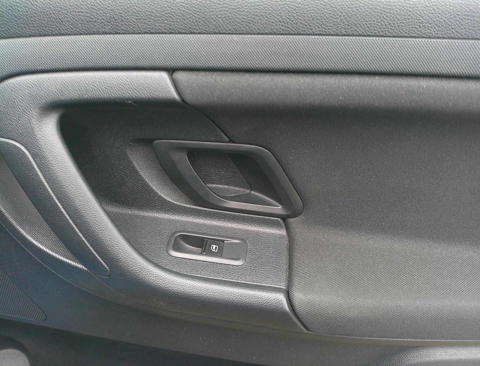 Skoda Fabia 2013 — photo 17