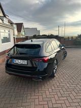 Skoda Octavia 2.0 TDI DSG RS Combi RS - Skoda Octavia Gebrauchtwagen in Krefeld
