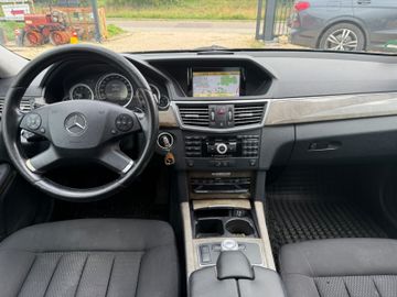 Mercedes E 350 - 7