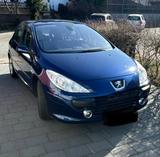 Peugeot 307 1.6 Premium 110 Premium - Peugeot 307 Premium mit Benzin-Antrieb