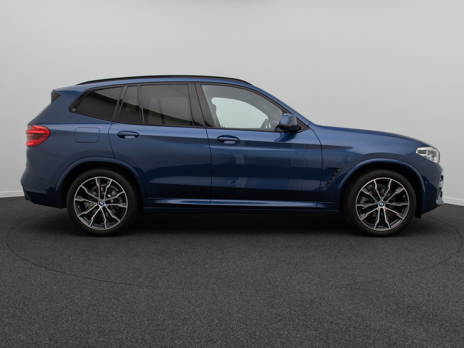 Fahrzeugabbildung BMW X3 xD20d M SPORT HUD DAB Kamera AHK Alarm 20Zoll