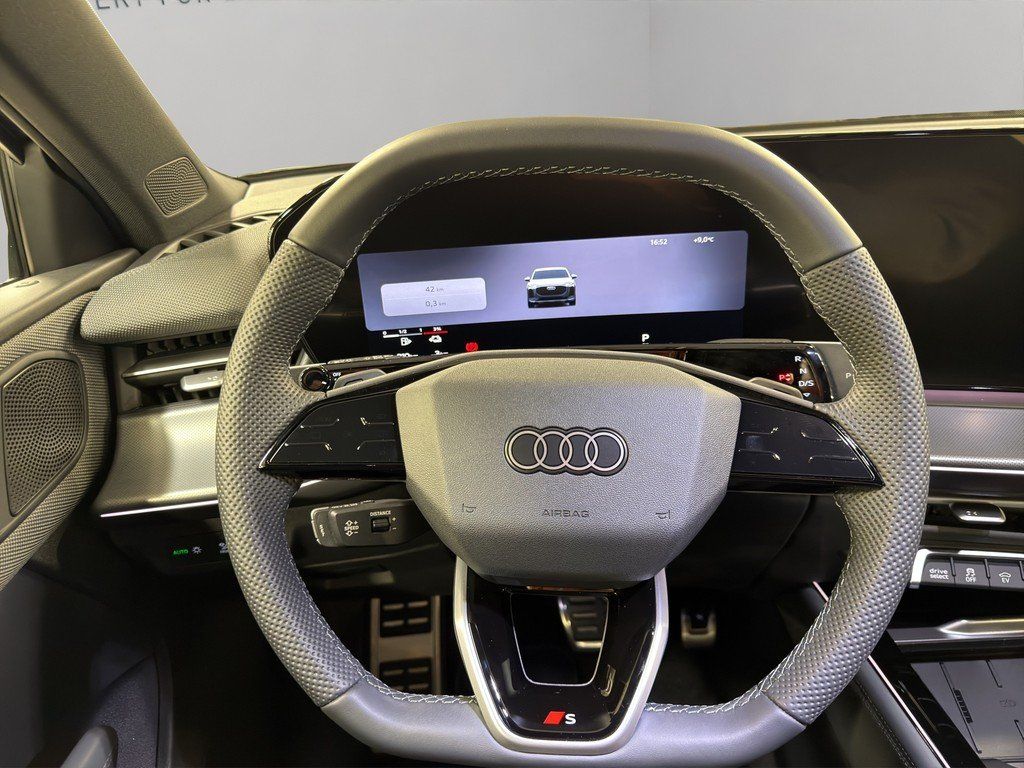 Audi Q3 Sport. e-hybrid 200 kW S tronic S line Navi foto 12