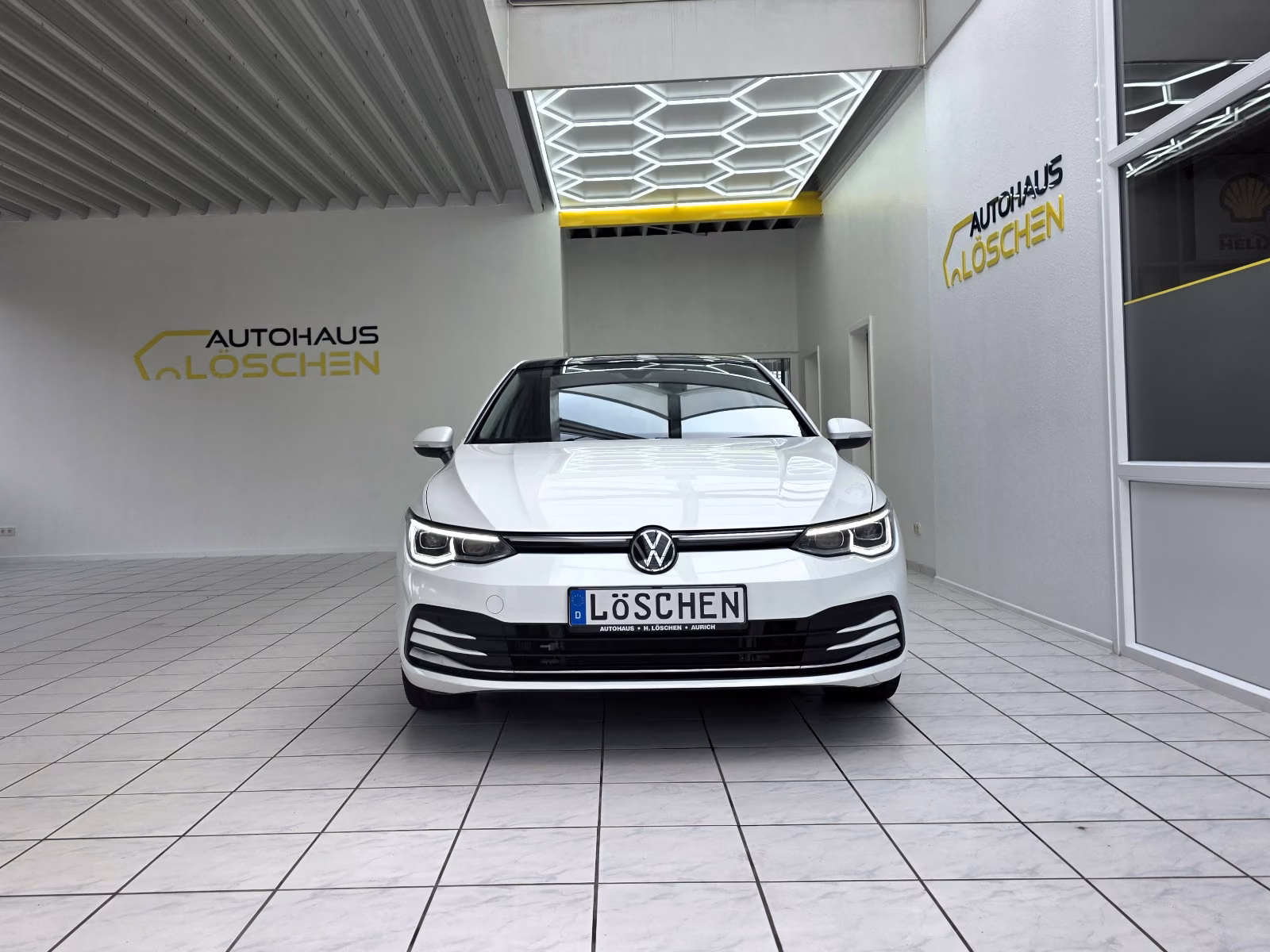 Volkswagen Golf VIII Limo Style Pano IQ-LED Matrix Navi