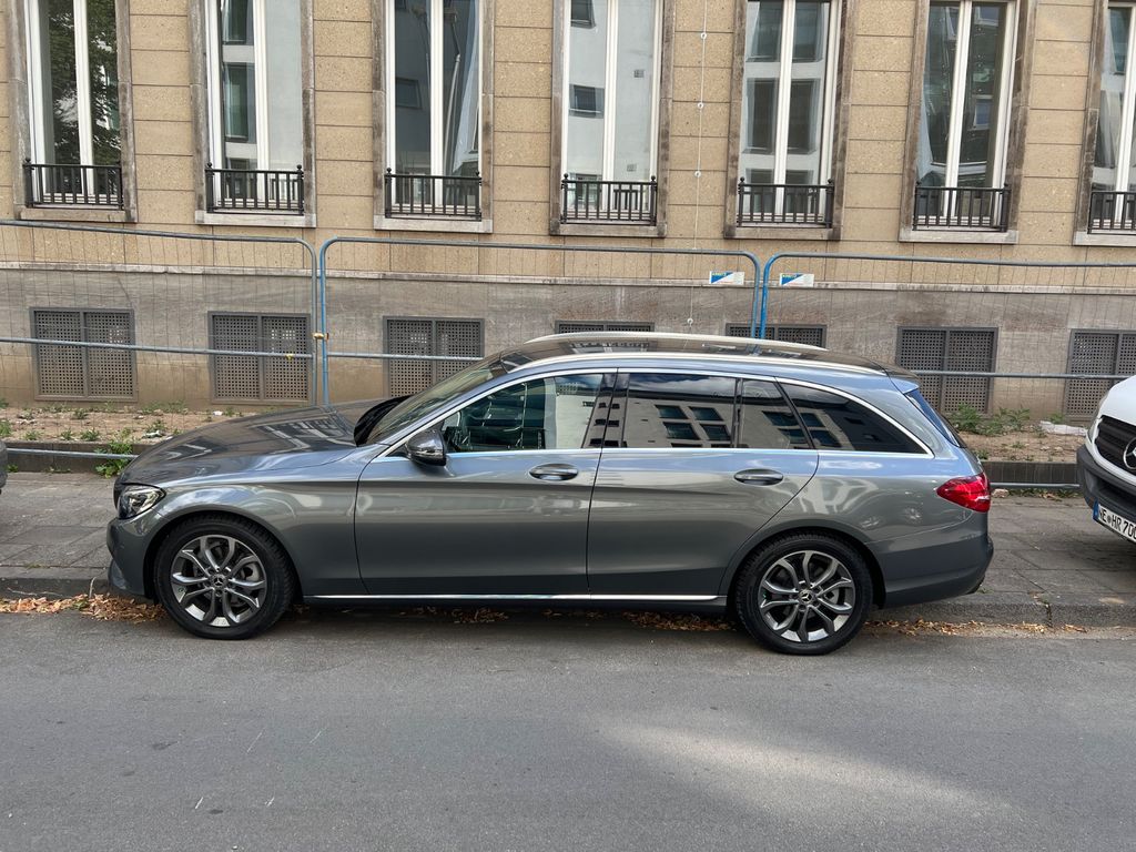Image of Mercedes-Benz C 180
