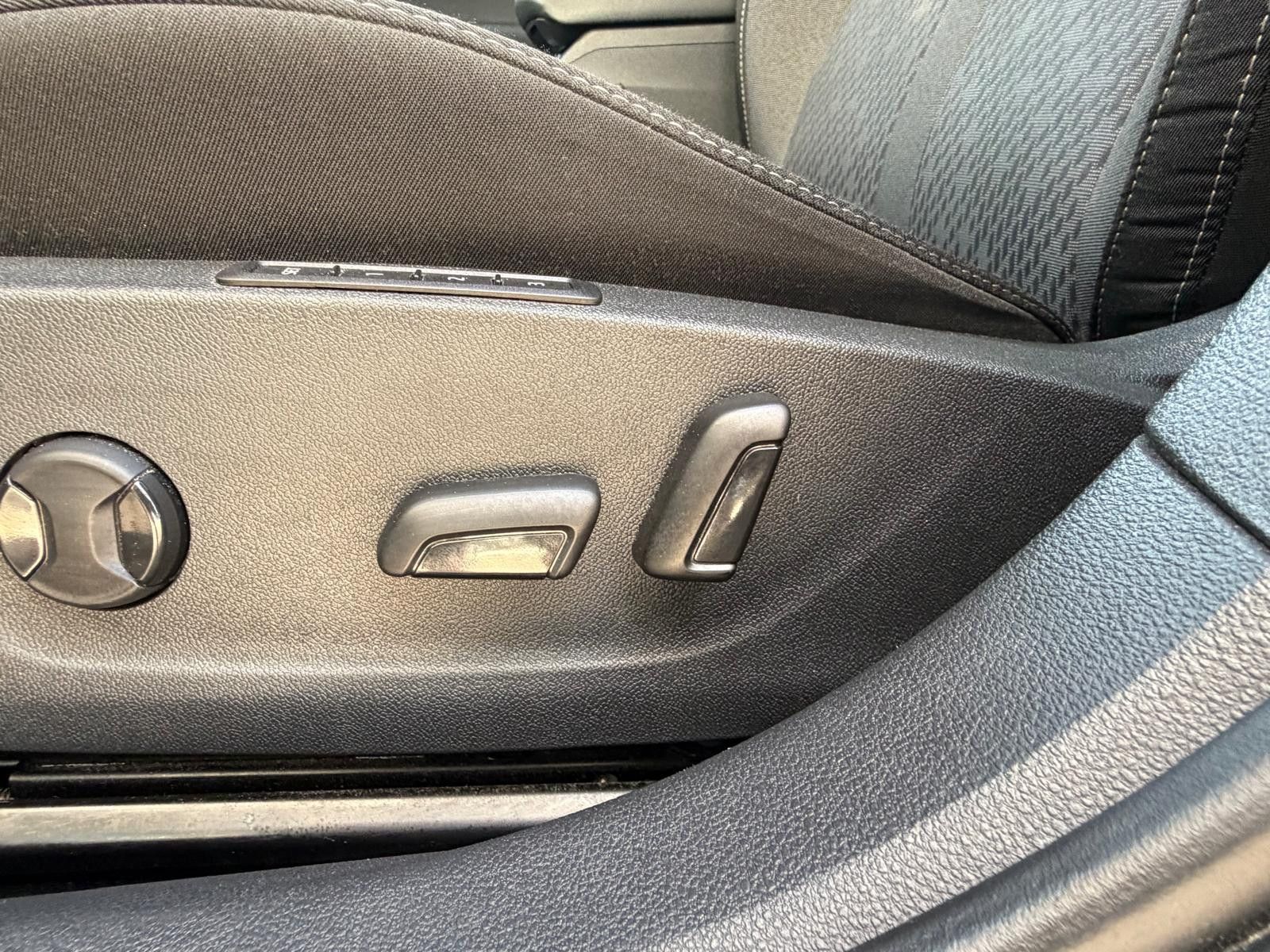 Fahrzeugabbildung SKODA Octavia 2.0TDI Style >VIRTU+HEAD+LED+SHZ+ACC+18"